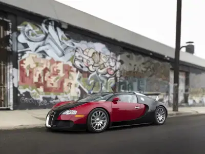 Bugatti riporta in vita la Veyron: ecco la one-off pi&ugrave; attesa del 2026