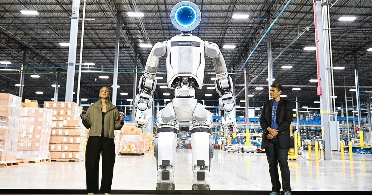 Hyundai porta i robot umanoidi in fabbrica: Atlas lavorer&agrave; accanto agli operai