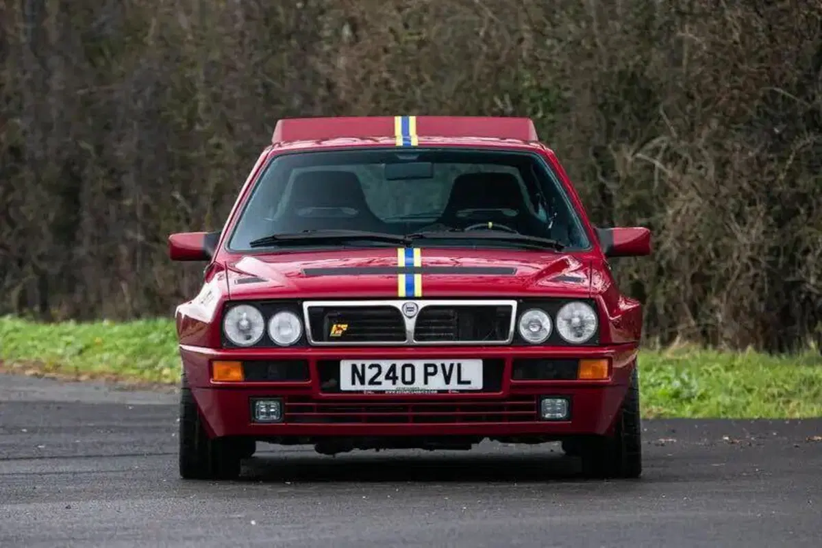 Lancia Delta HF Integrale Edizione Finale 1995 all’asta: perché è il “Deltone” più desiderato dai collezionisti (7)