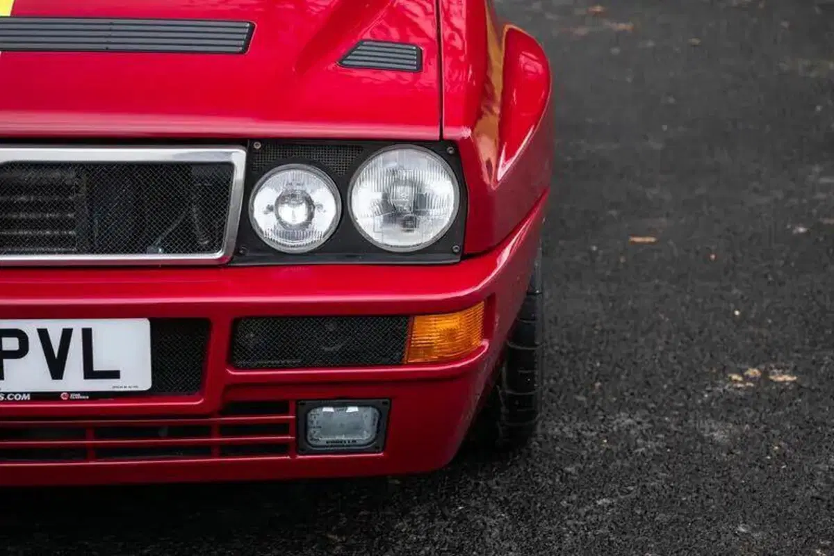 Lancia Delta HF Integrale Edizione Finale 1995 all’asta: perché è il “Deltone” più desiderato dai collezionisti (11)