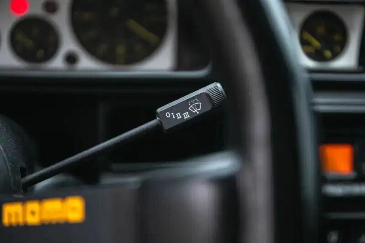 Lancia Delta HF Integrale Edizione Finale 1995 all’asta: perché è il “Deltone” più desiderato dai collezionisti (25)
