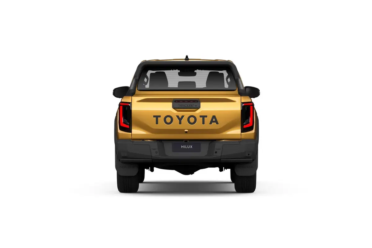 Nuovo Toyota Hilux 2026: torna il pick-up più venduto al mondo e alza ancora l'asticella (24)