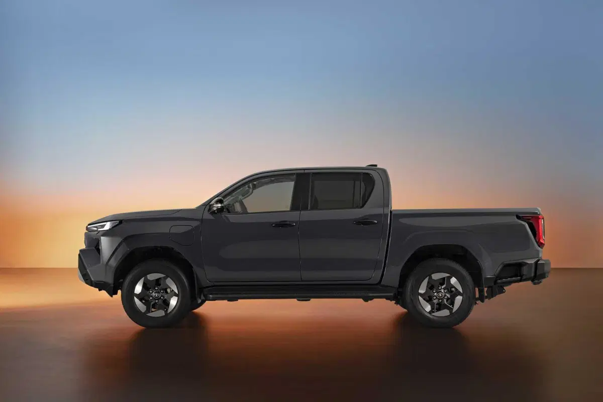 Nuovo Toyota Hilux BEV (3)