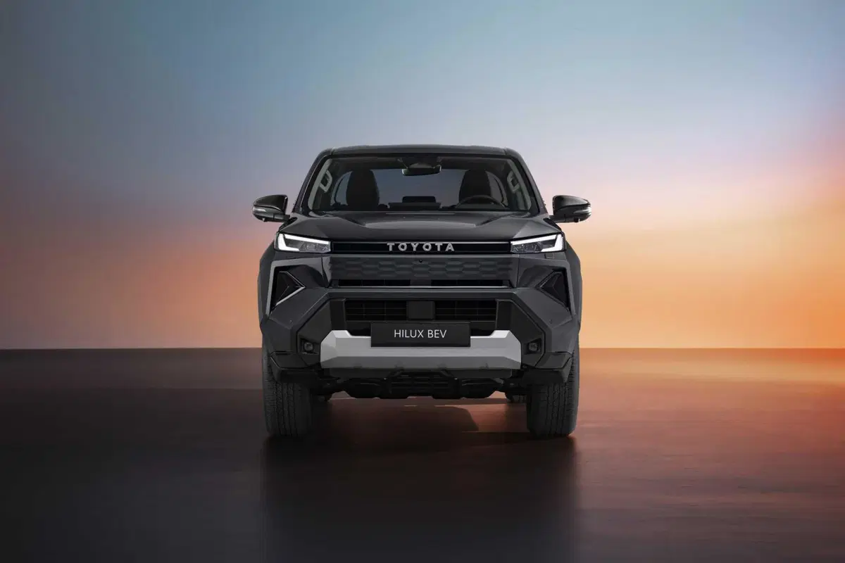 Nuovo Toyota Hilux BEV (15)