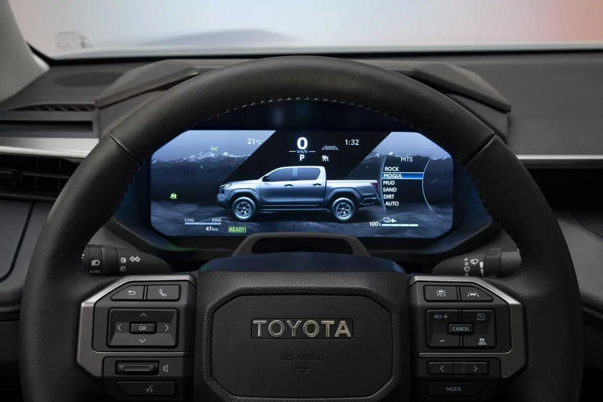 Nuovo Toyota Hilux BEV (17)