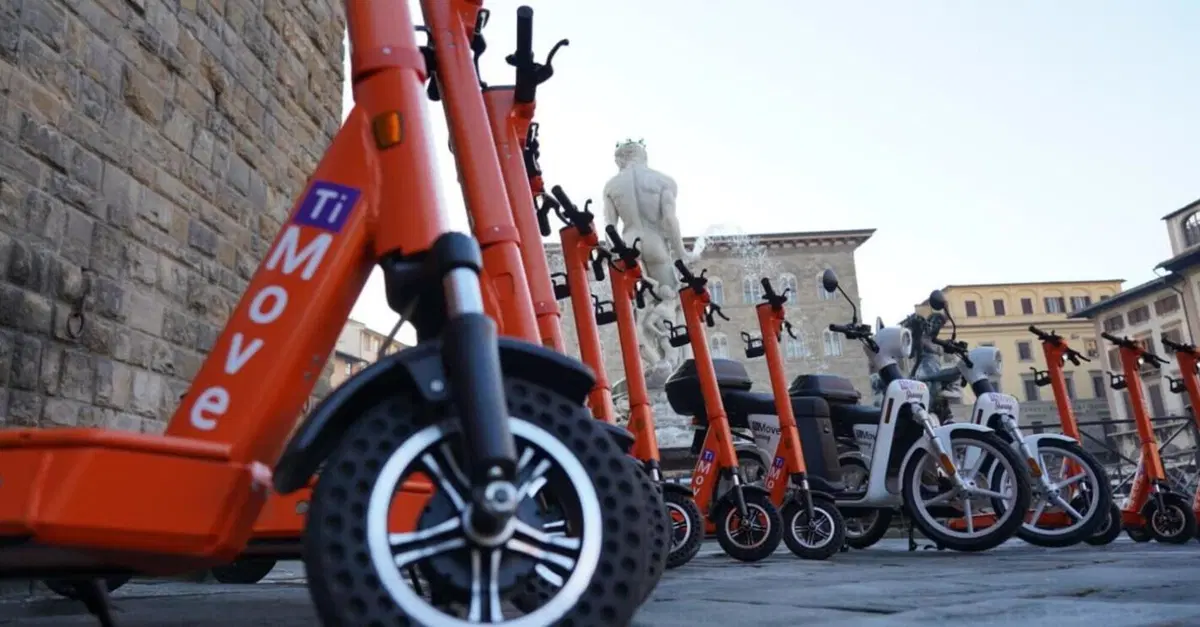 Monopattini elettrici: in arrivo il &ldquo;targhino&rdquo;. Ecco come funziona, quanto costa e quando sar&agrave; obbligatorio
