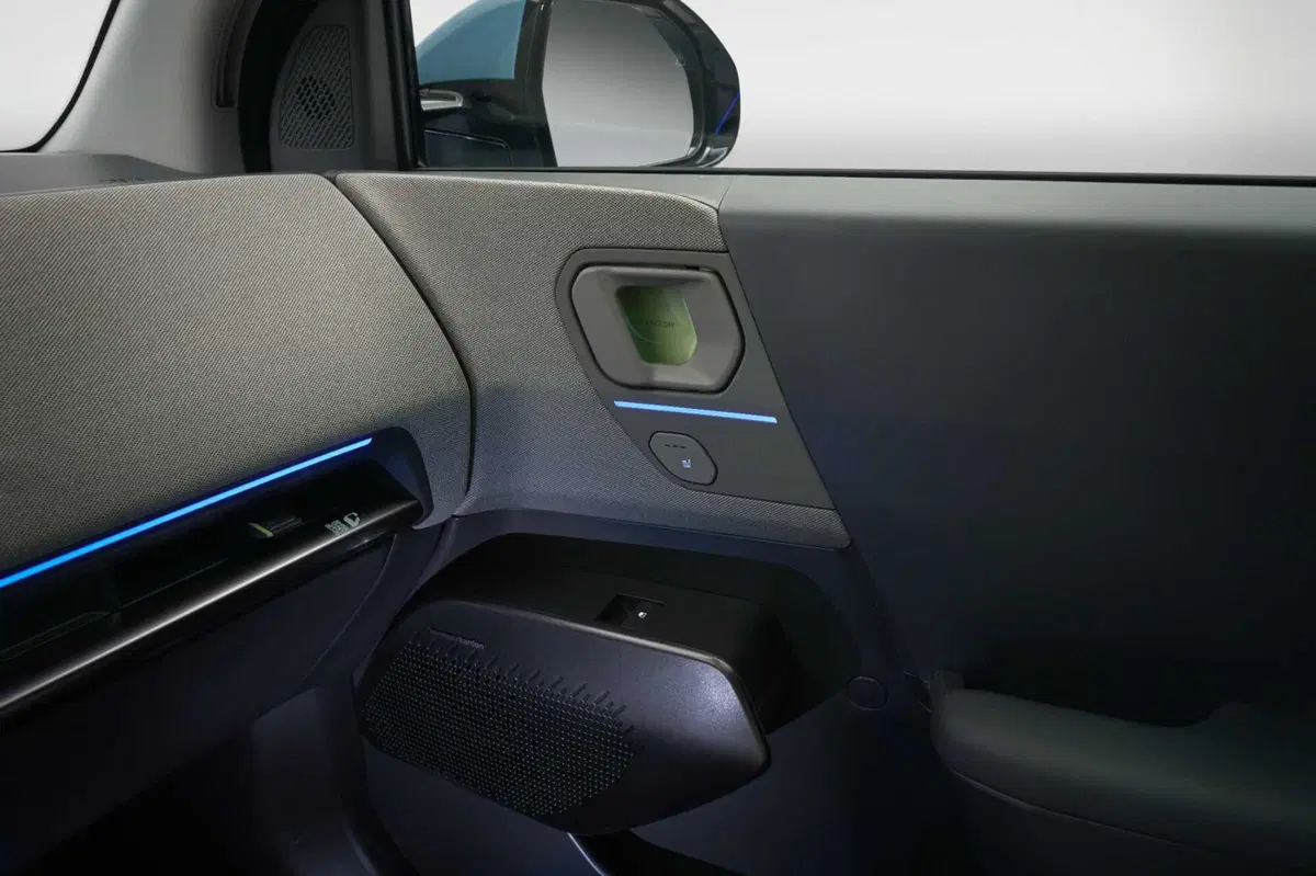 Kia EV2 si mostra per la prima volta dal vivo: ecco la versione finale (5)