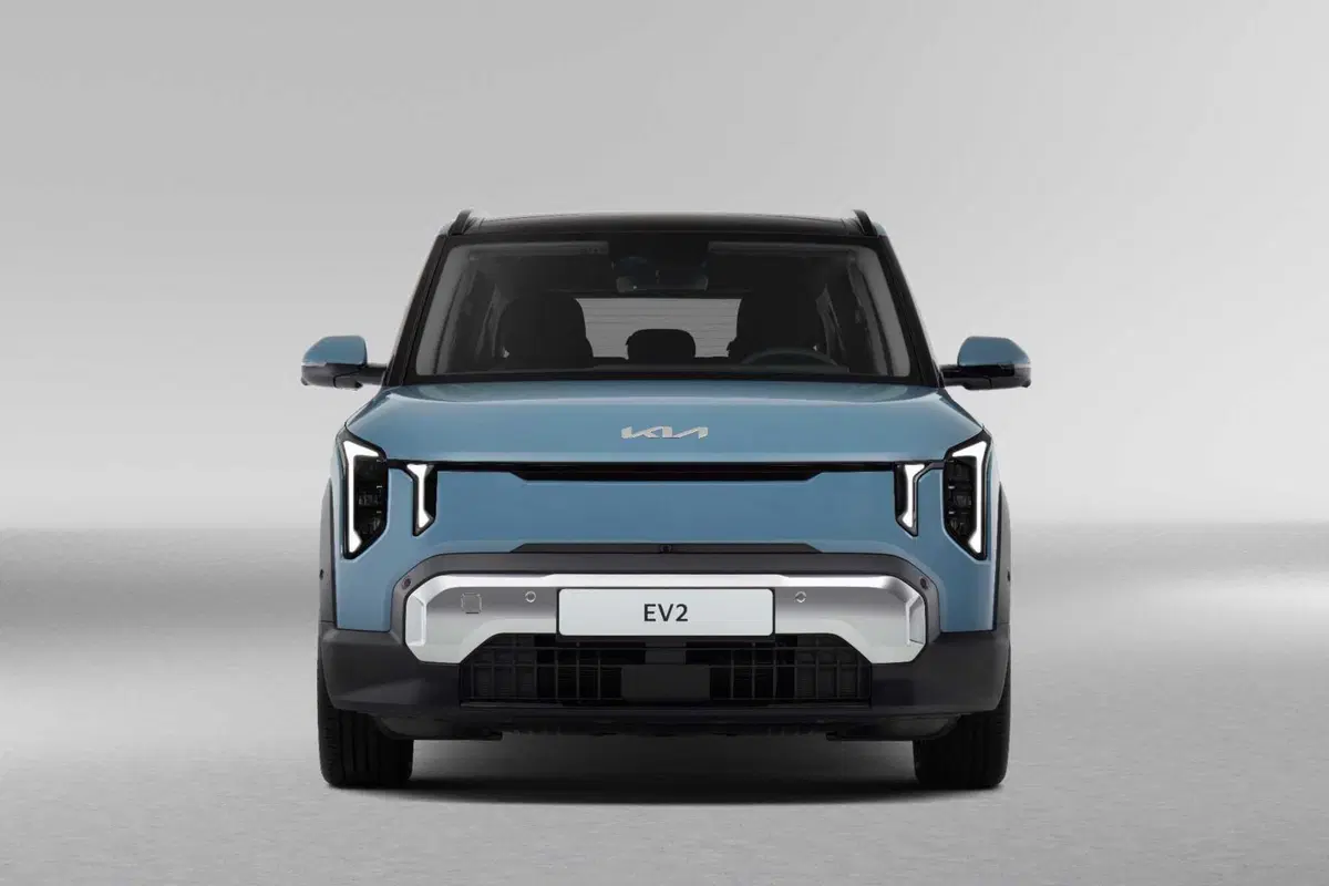 Kia EV2 si mostra per la prima volta dal vivo: ecco la versione finale (31)