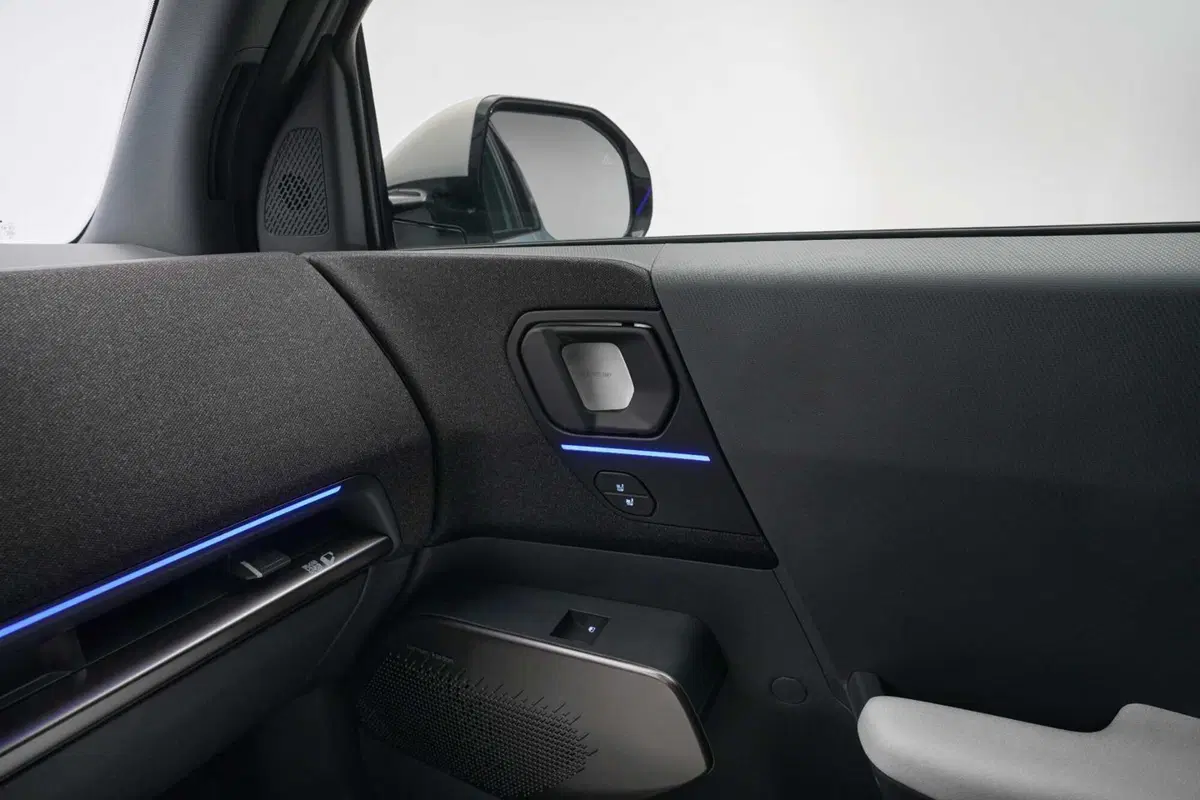 Kia EV2 si mostra per la prima volta dal vivo: ecco la versione finale (42)