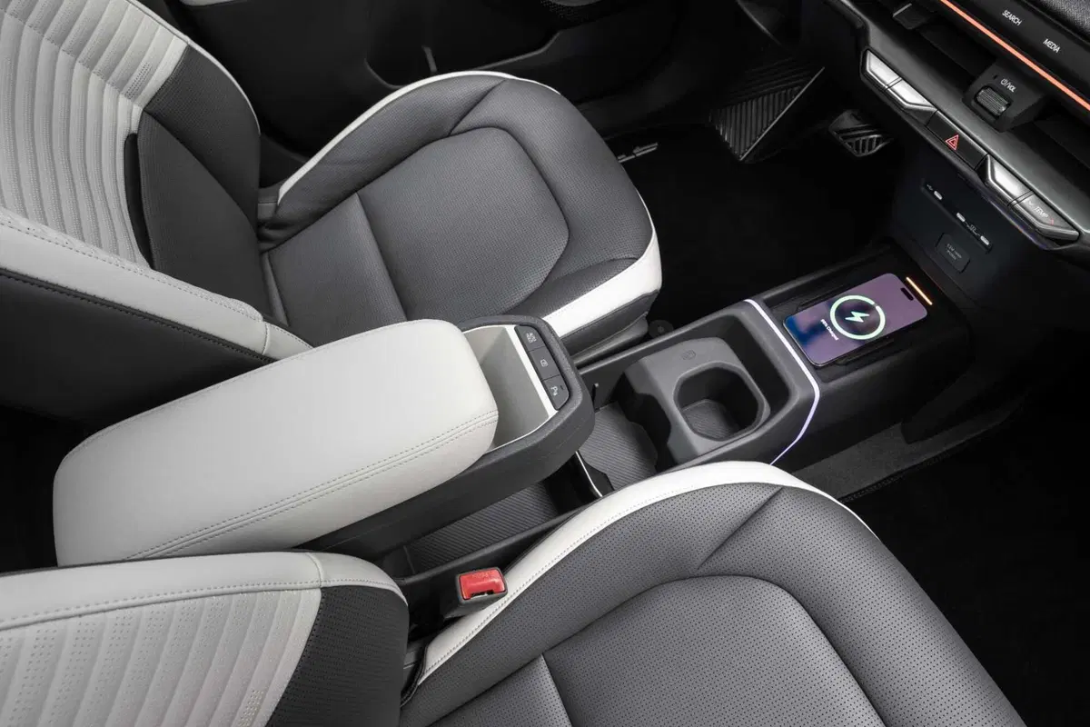 Kia EV2 si mostra per la prima volta dal vivo: ecco la versione finale (44)