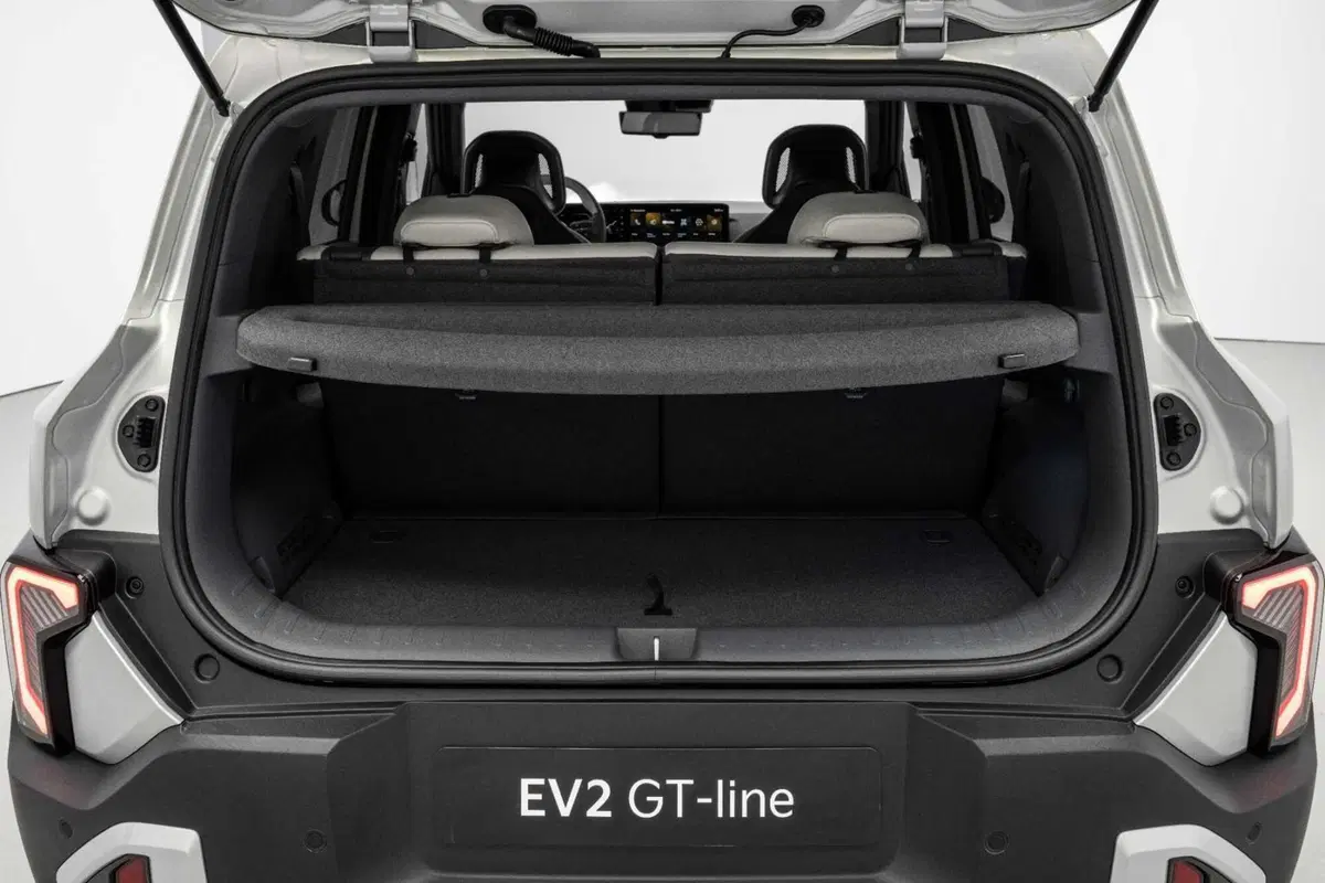 Kia EV2 si mostra per la prima volta dal vivo: ecco la versione finale (47)