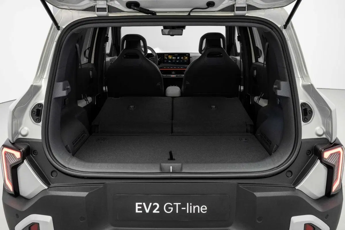 Kia EV2 si mostra per la prima volta dal vivo: ecco la versione finale (52)
