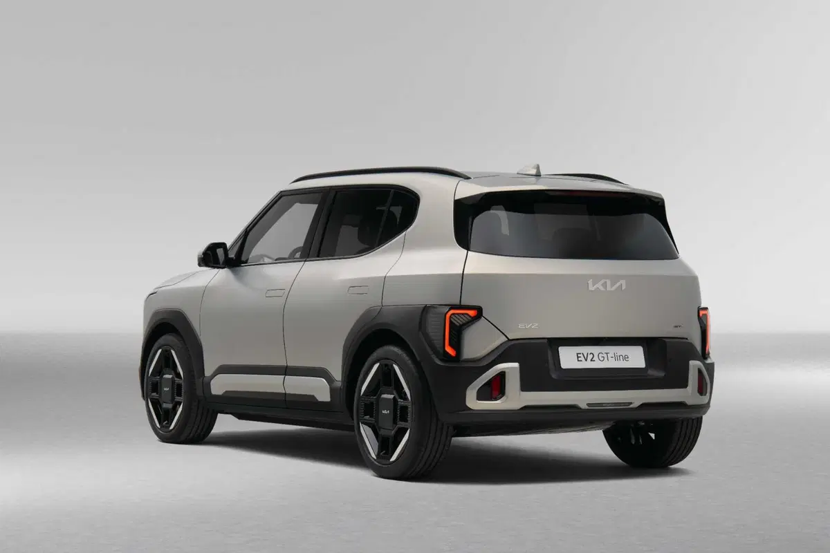 Kia EV2 si mostra per la prima volta dal vivo: ecco la versione finale (58)