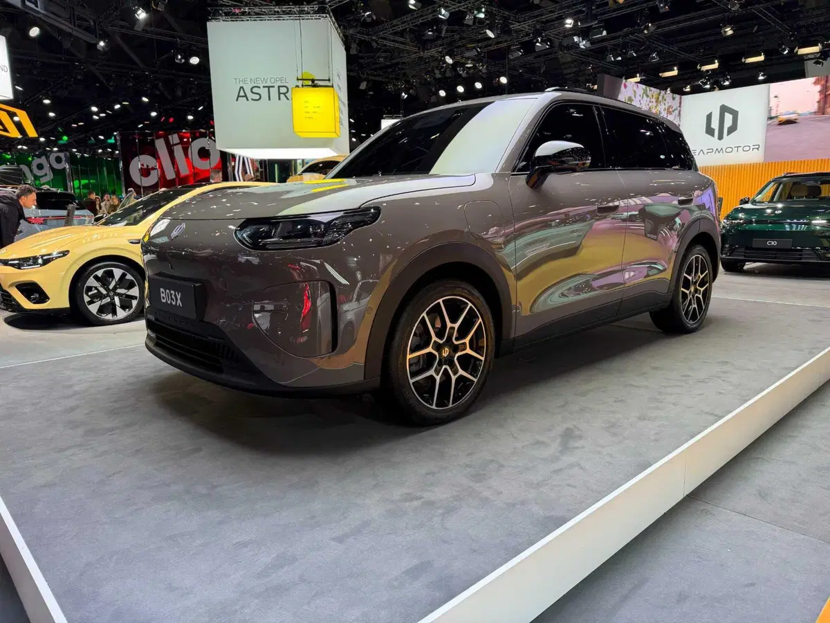 Leapmotor accelera in Europa: a Bruxelles 2026 debutta una gamma sempre più matura tra nuove elettriche e range extender