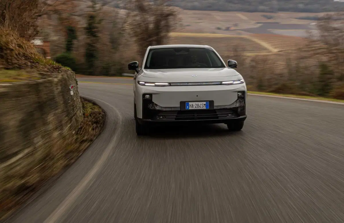 Leapmotor accelera in Europa: a Bruxelles 2026 debutta una gamma sempre più matura tra nuove elettriche e range extender
