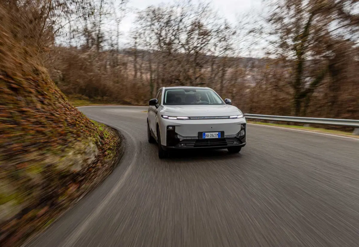 Leapmotor accelera in Europa: a Bruxelles 2026 debutta una gamma sempre più matura tra nuove elettriche e range extender (2)