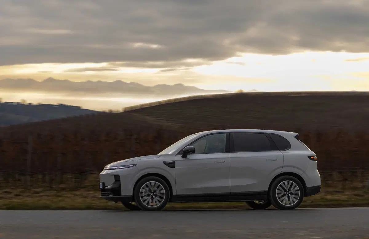 Leapmotor accelera in Europa: a Bruxelles 2026 debutta una gamma sempre più matura tra nuove elettriche e range extender (3)