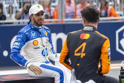 Norris guarda al 2026: &ldquo;Vogliono la mia corona. Hamilton? Ferrari in crisi ma lui pu&ograve; reagire&rdquo;