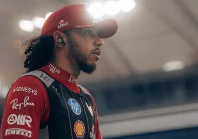 F1, Lewis Hamilton difeso da Jock Clear: “Come Schumacher, ci sono voluti anni per vincere con Ferrari”