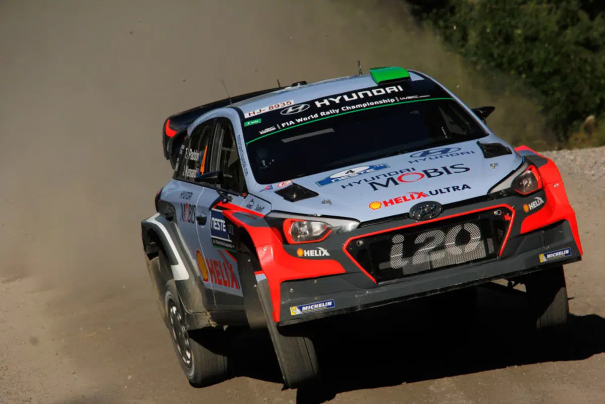 WRC 2016 con Hayden Paddon: Finlandia (2)