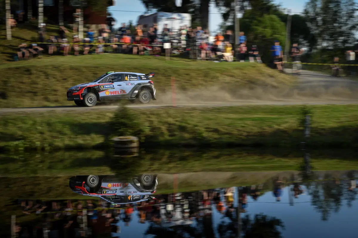 WRC 2016 con Hayden Paddon: Finlandia (11)