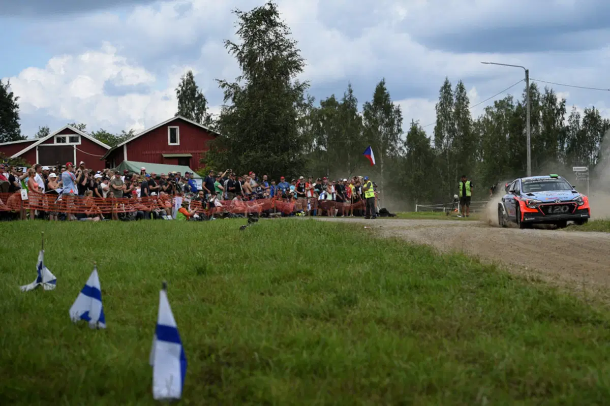 WRC 2016 con Hayden Paddon: Finlandia (14)