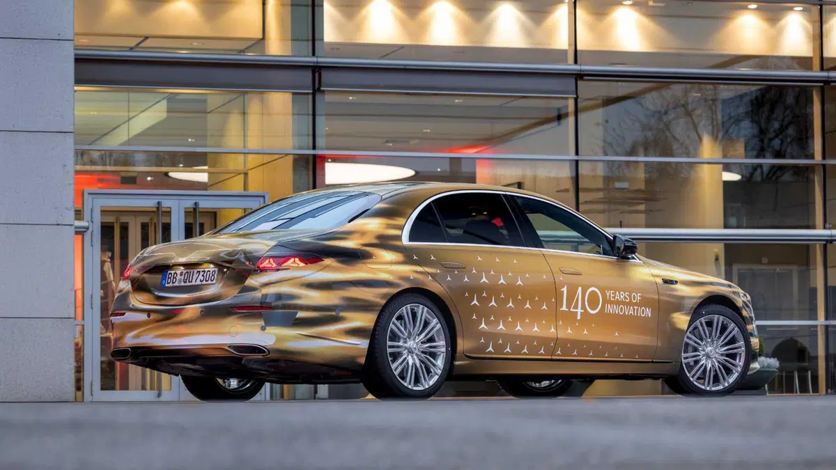 Mercedes-Benz Classe S 2026: arriva il restyling, ecco le foto spia ufficiali (9)