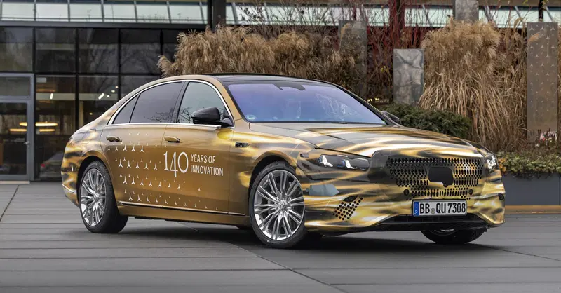 Mercedes-Benz Classe S 2026: arriva il restyling, ecco le foto spia ufficiali