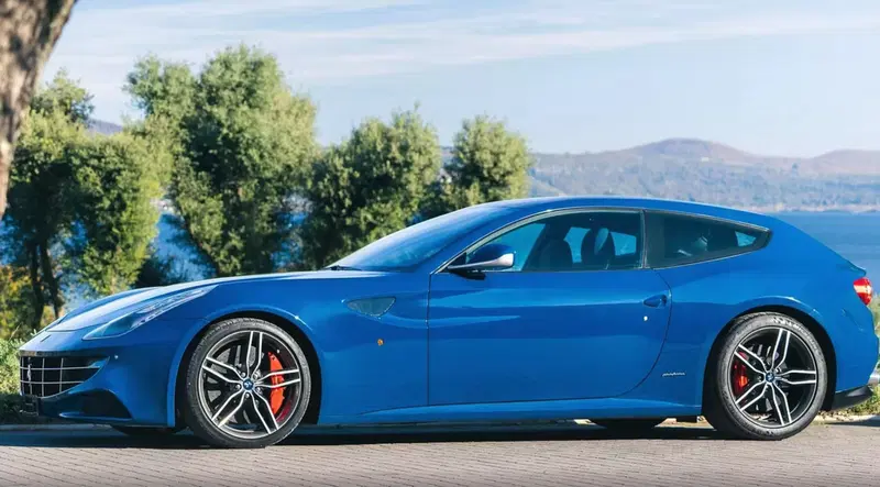 Ferrari FF