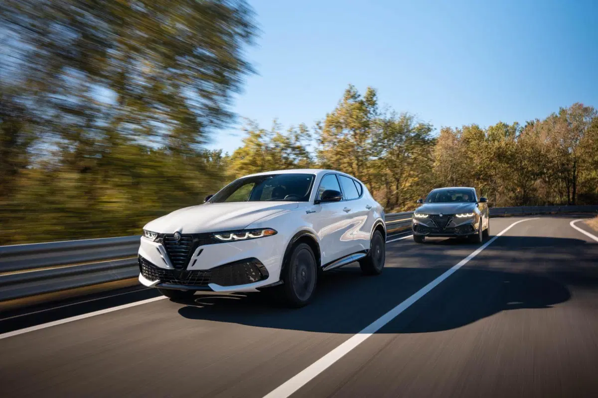 Alfa Romeo Tonale restyling USA: una sola ricetta, 2.0 turbo AWD e addio plug-in (14)