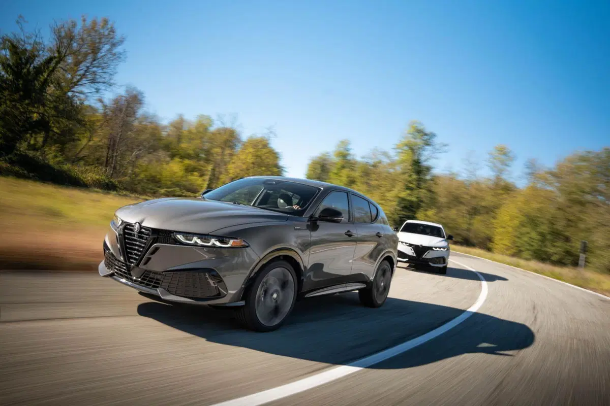 Alfa Romeo Tonale restyling USA: una sola ricetta, 2.0 turbo AWD e addio plug-in (34)