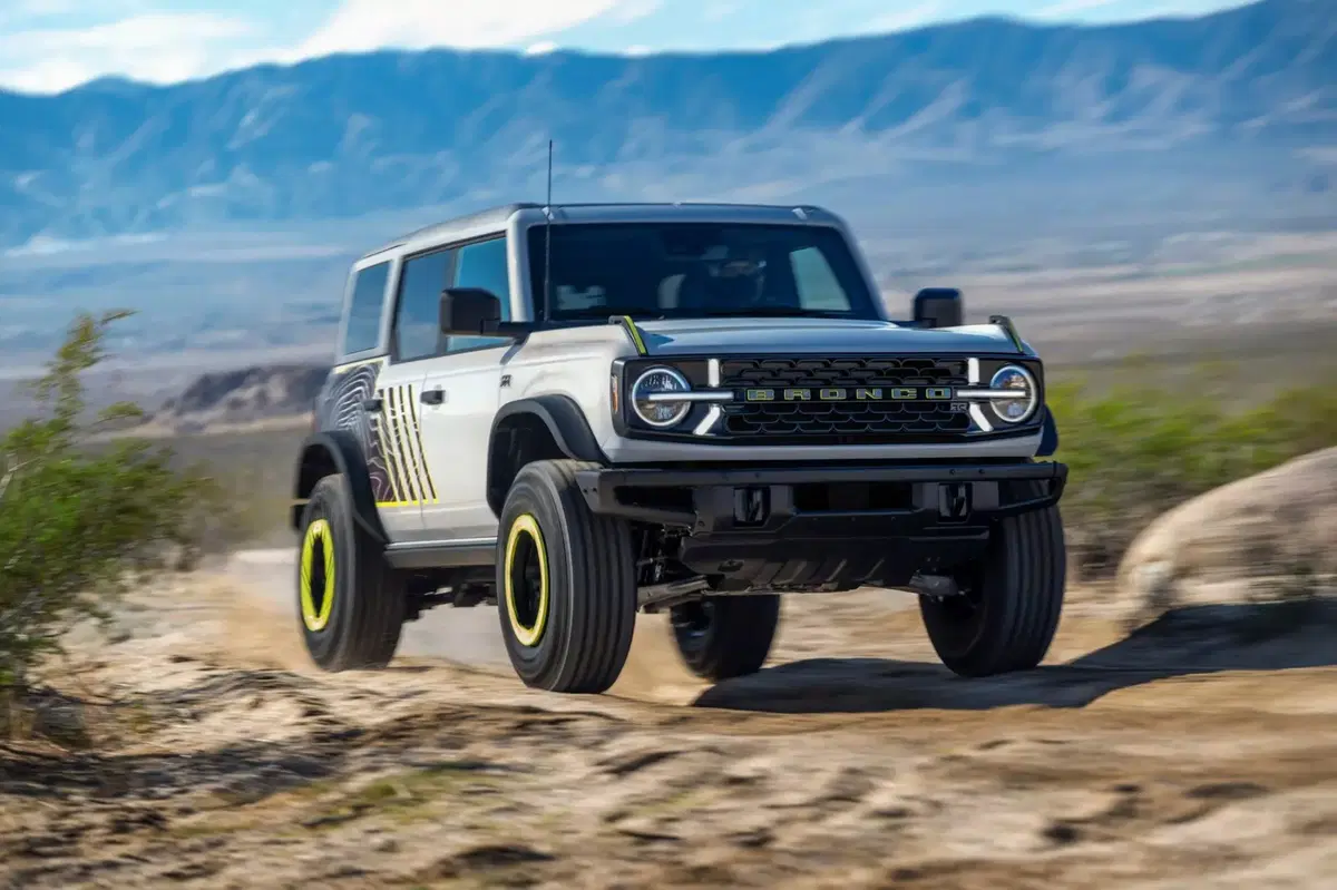 Ford Bronco RTR 2027: il SUV off‑road che sfida il Raptor ad un prezzo più accessibile (4)