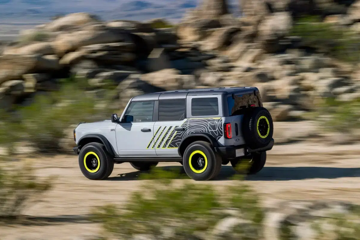 Ford Bronco RTR 2027: il SUV off‑road che sfida il Raptor ad un prezzo più accessibile (6)