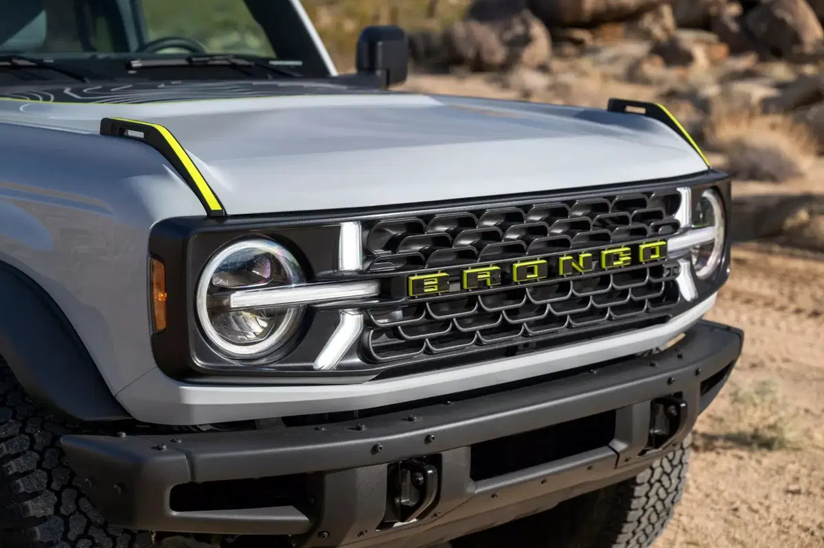 Ford Bronco RTR 2027: il SUV off‑road che sfida il Raptor ad un prezzo più accessibile (8)