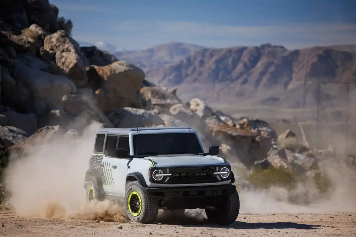 Ford Bronco RTR 2027: il SUV off‑road che sfida il Raptor ad un prezzo più accessibile (20)