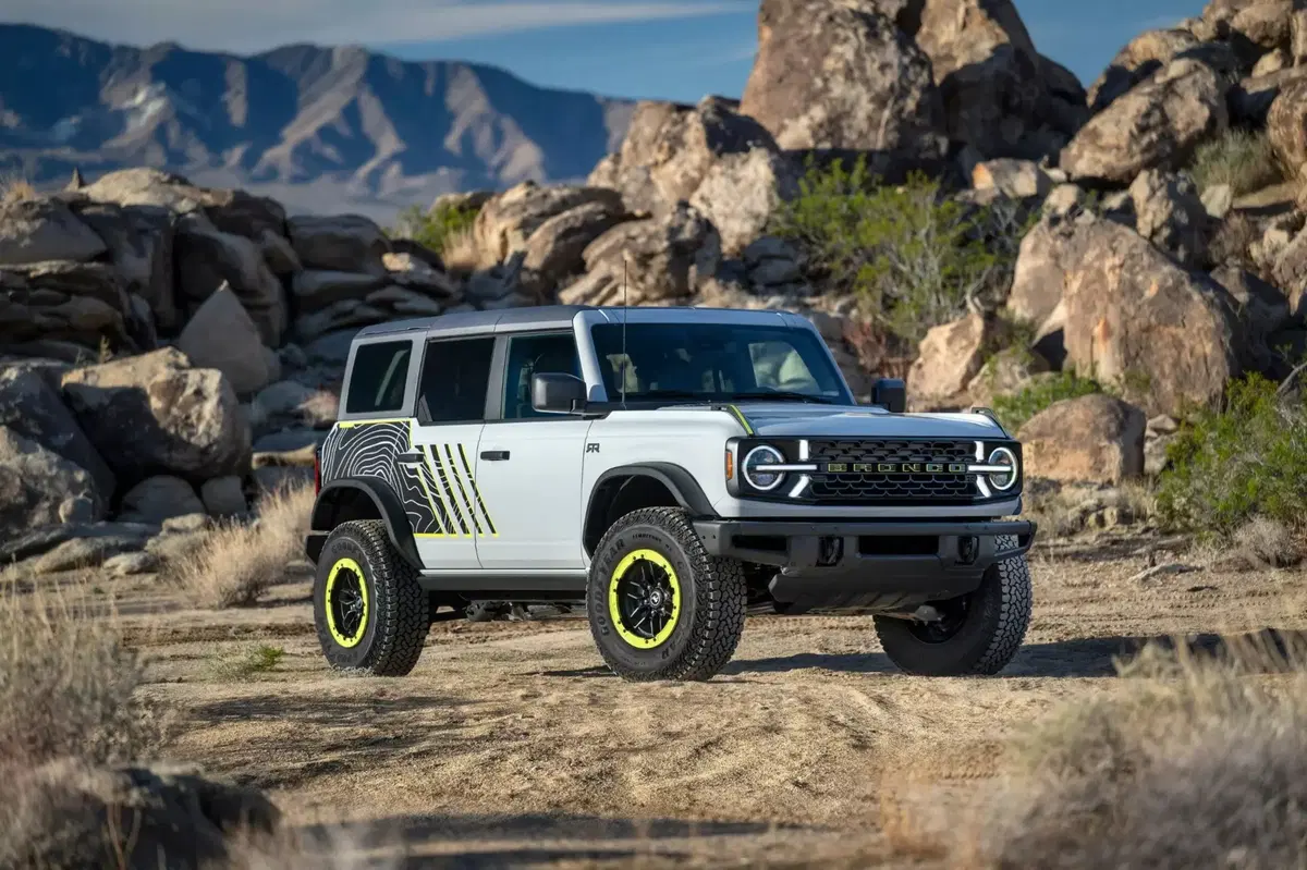 Ford Bronco RTR 2027: il SUV off‑road che sfida il Raptor ad un prezzo più accessibile (24)