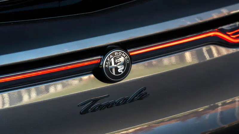 Alfa Romeo Tonale restyling USA: 2.0 turbo AWD e addio plug-in