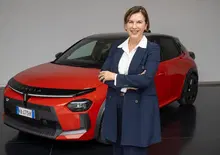Stellantis, Lancia, in esclusiva parla la CEO Zerbi: “Sulla Ypsilon arriva un nuovo motore. La squadra corse a Parigi? Il mondo è cambiato. Una nuova Thema? Meglio puntare sull’eleganza inclusiva”