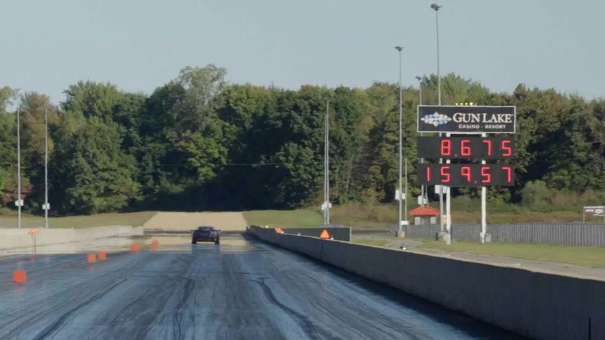 Corvette ZR1X, 0-100 km/h in 1,68 secondi: l'auto americana più veloce di sempre batte anche la Bugatti (4)