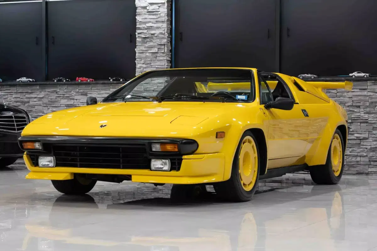 Lamborghini Jalpa Giallo Fly: la supersportiva anni ’80 più rara che puoi comprare (3)