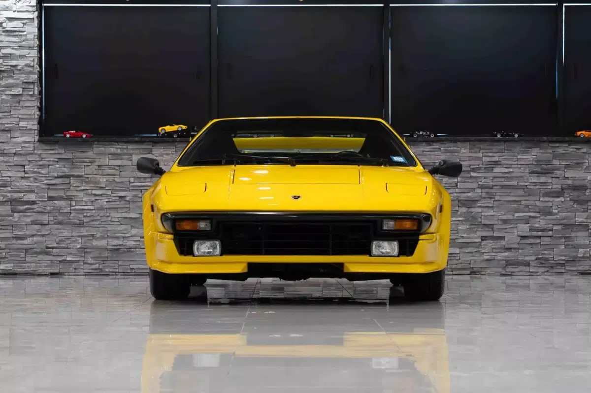 Lamborghini Jalpa Giallo Fly: la supersportiva anni ’80 più rara che puoi comprare (4)