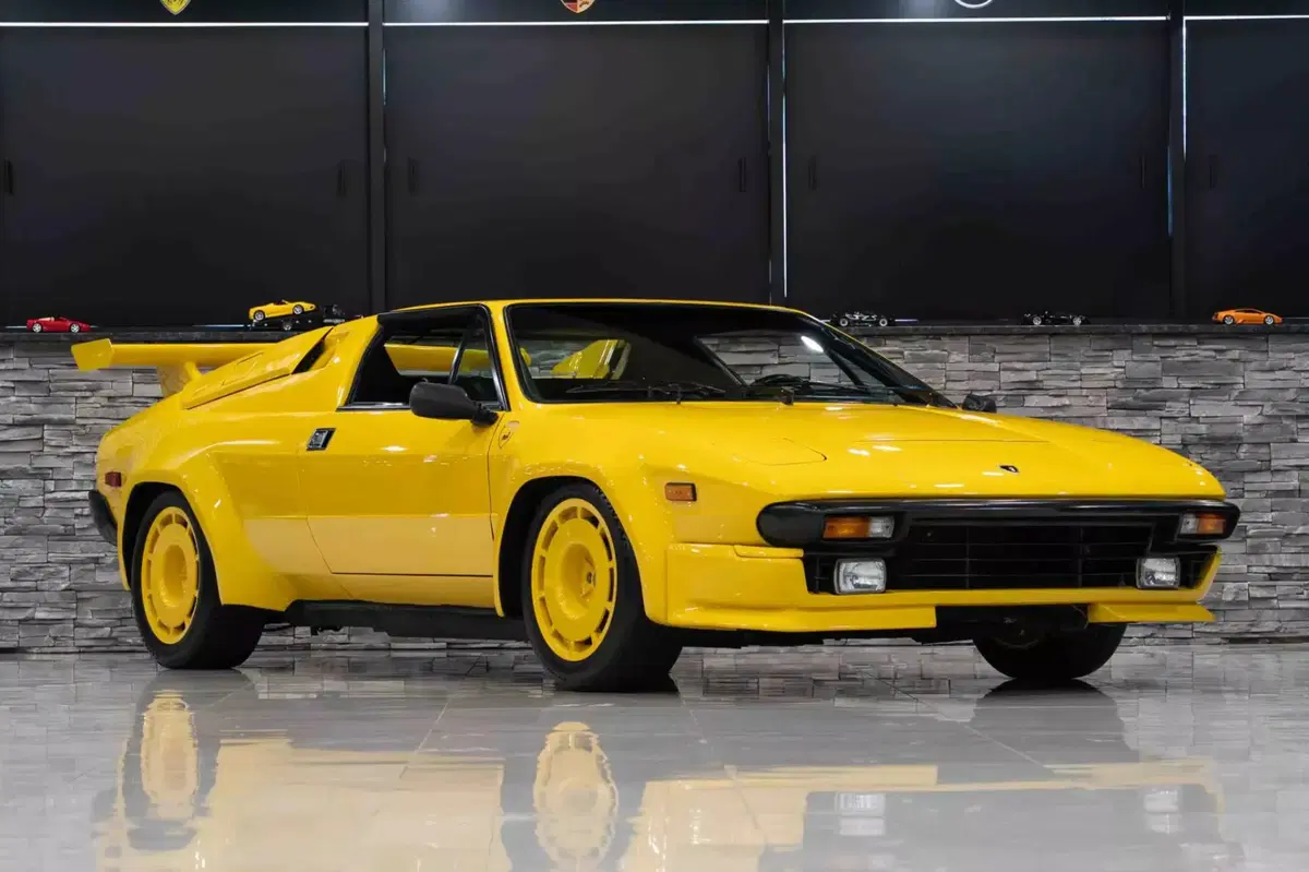 Lamborghini Jalpa Giallo Fly: la supersportiva anni ’80 più rara che puoi comprare (5)