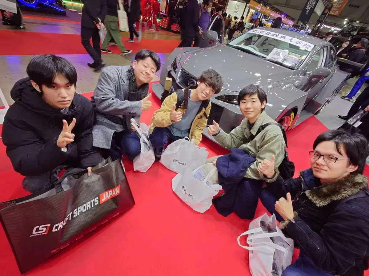 Questa Lexus sembra uscita da Minecraft: è l’auto più strana del Tokyo Auto Salon 2026 (8)