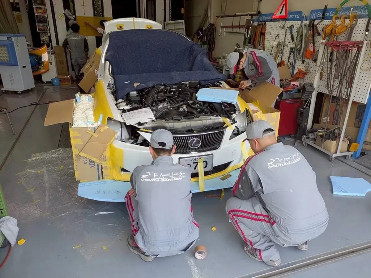 Questa Lexus sembra uscita da Minecraft: è l’auto più strana del Tokyo Auto Salon 2026 (15)