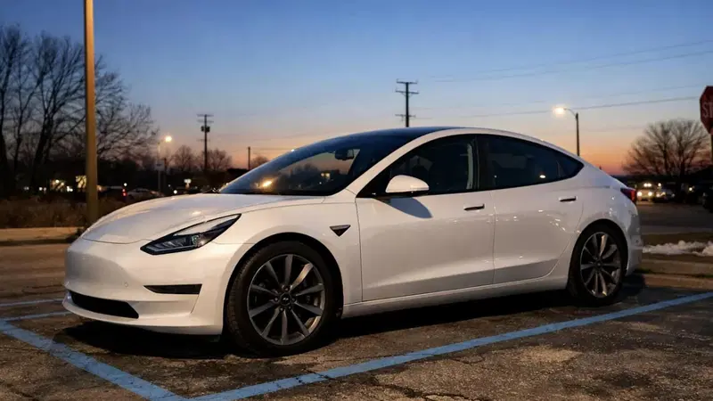 Addio sosta gratis per le auto elettriche: la rivoluzione nelle citt&agrave; italiane