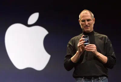 Steve Jobs, all'asta un documento firmato di suo pugno: vale pi&ugrave; dell'auto che ha venduto
