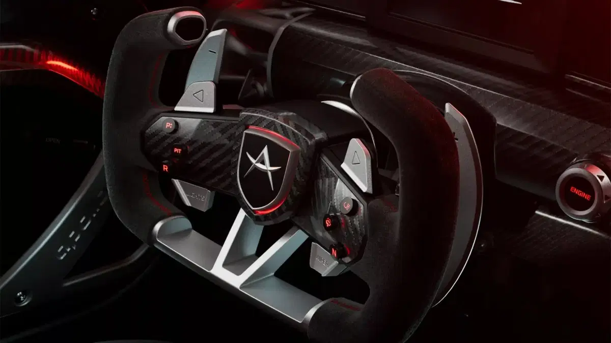 Interni della Apollo Evo (7)