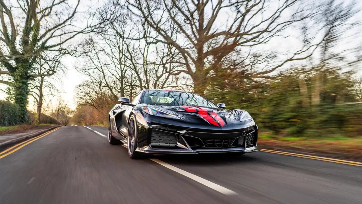 Corvette ZR1 da 1.064 CV: la supercar americana più potente di sempre sbarca in Europa (17)