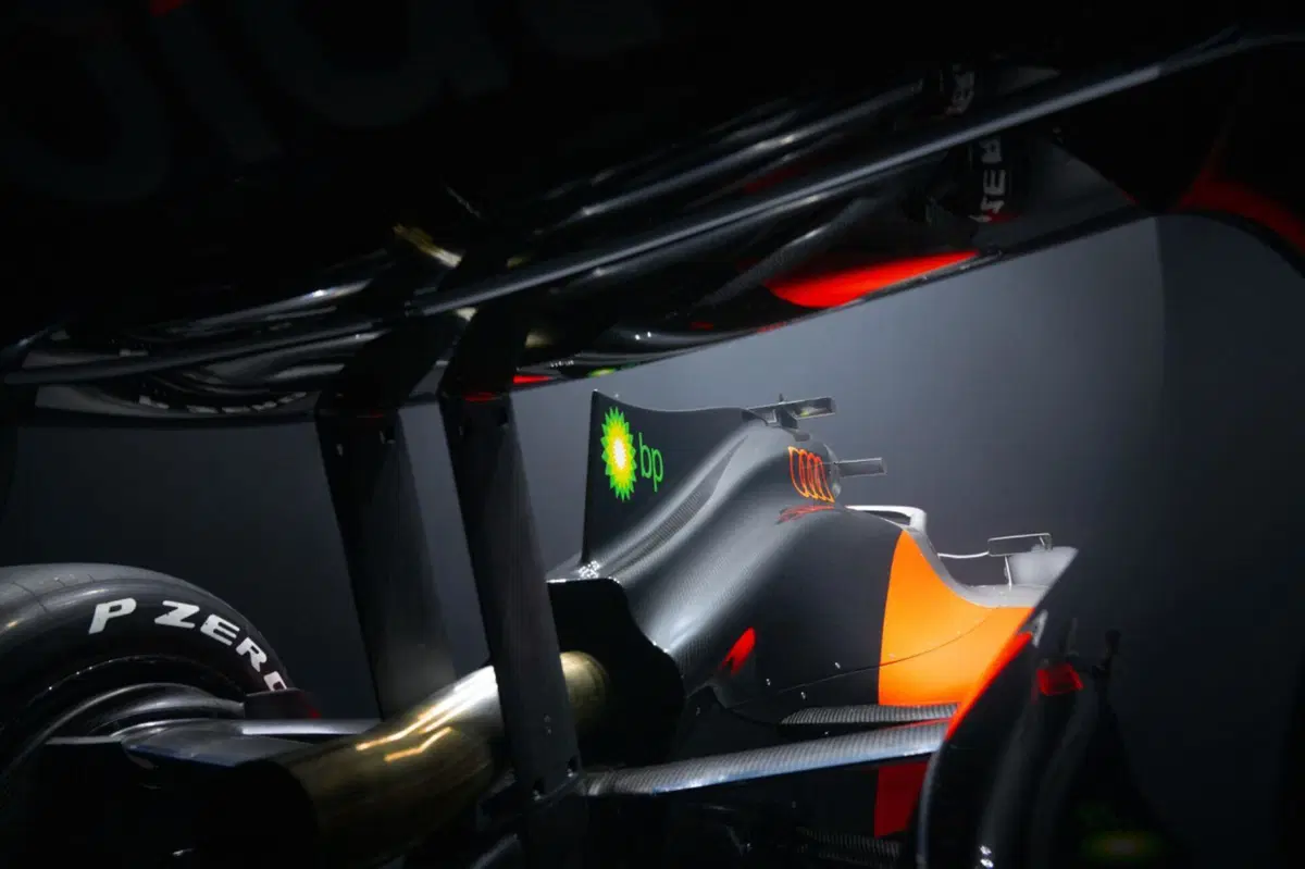 Comincia l’era di Audi in Formula 1: svelata la livrea della R26 di Nico Hulkenberg e Gabriel Bortoleto (4)