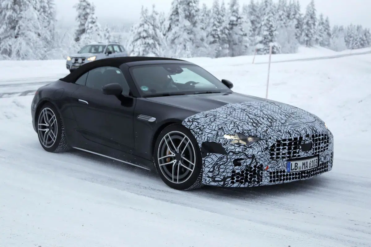 Mercedes-AMG SL 63 (2)